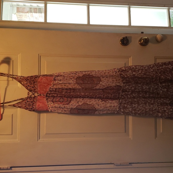 small v neck maxi - Picture 1 of 5